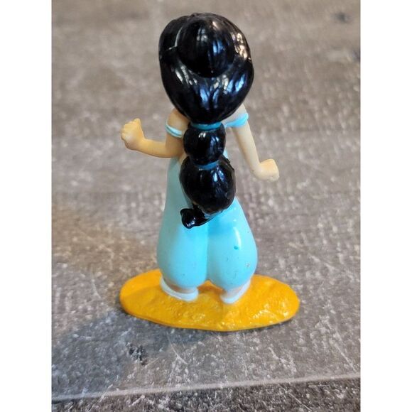 Disney Mattel 1992 Princess Jasmine toy figure - Picture 3 of 4
